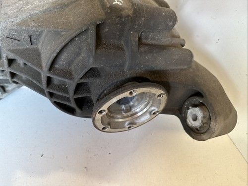 Диференциал заден за Volkswagen Touareg 3.0 Tdi (2009) 4460310019