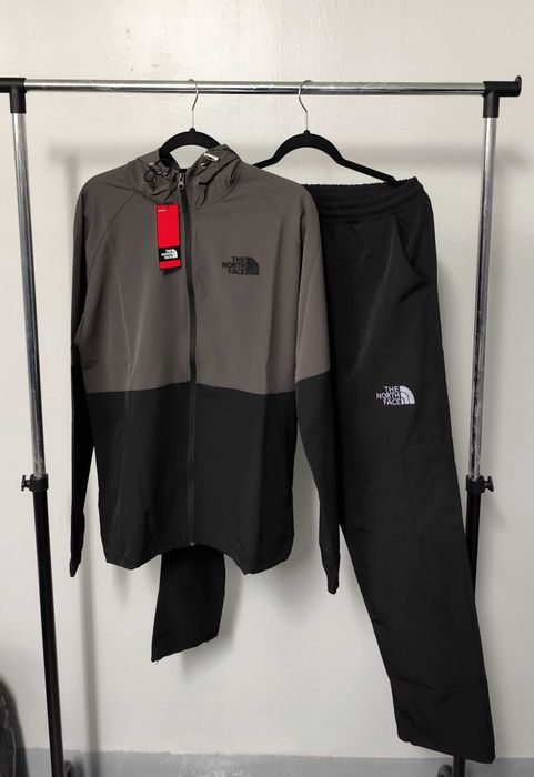 Нов мъжки екип шушляк The North Face горно  панталон