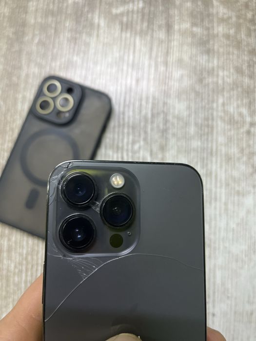 Айфон 13 про на продажу