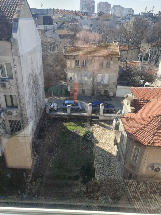 Продава се Двустаен апартамент в Варна, Център - 55 кв.м за 1768 €/кв.м - Снимка #14