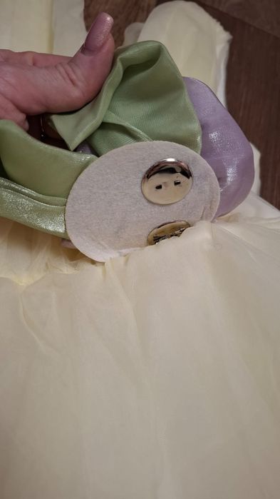 Нарядное платье для девочки Vulpes, на рост 140