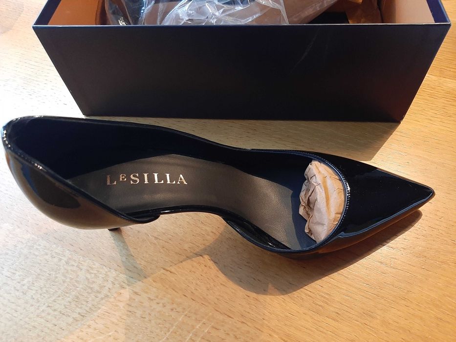 Официални дамски обувки LeSilla