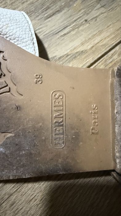 Papuci Hermes nr 39