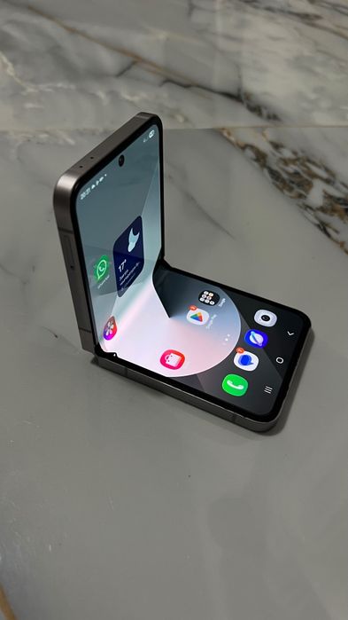 Самсунг галакси Z FLIP 6