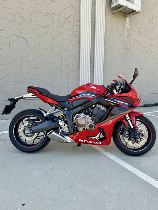 De vanzare motociclata Honda CBR 650R