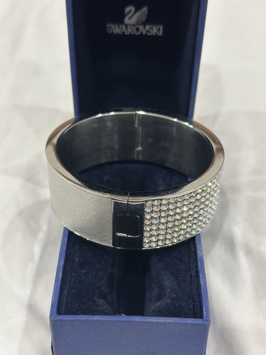 Гривна Сваровски