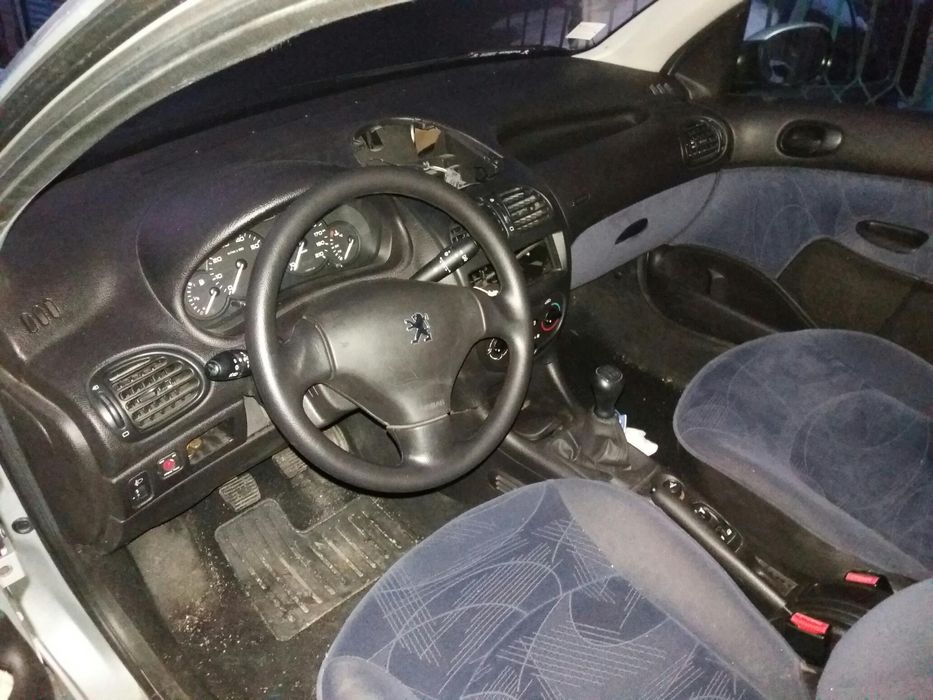 Пежо 206 1.1 на части peugeot