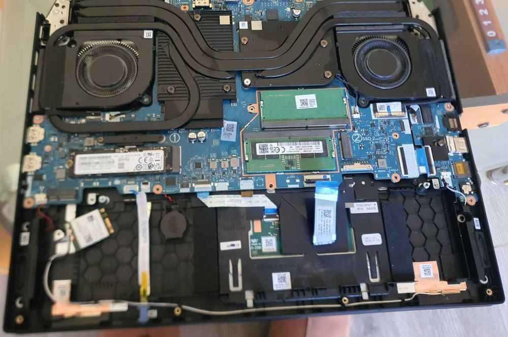 ACER Predator Helios Neo 16 на части