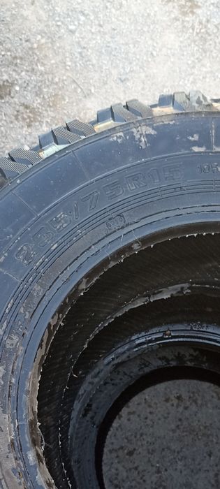 Продам резину вездеход R15