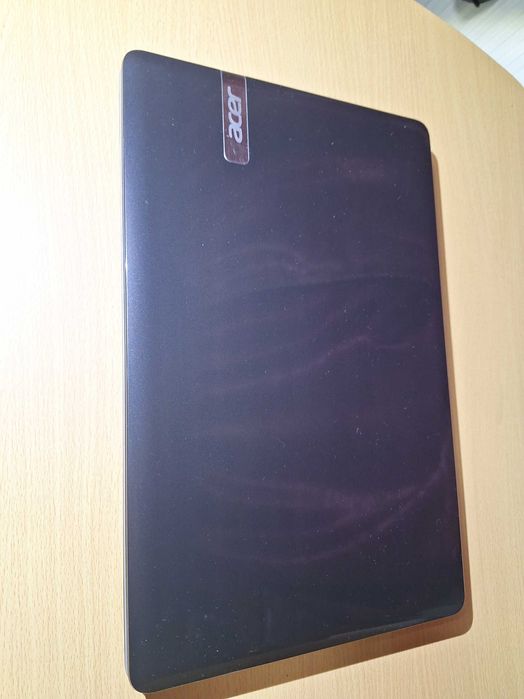 Laptop HP i 3 SI 6 GIGA RAMI