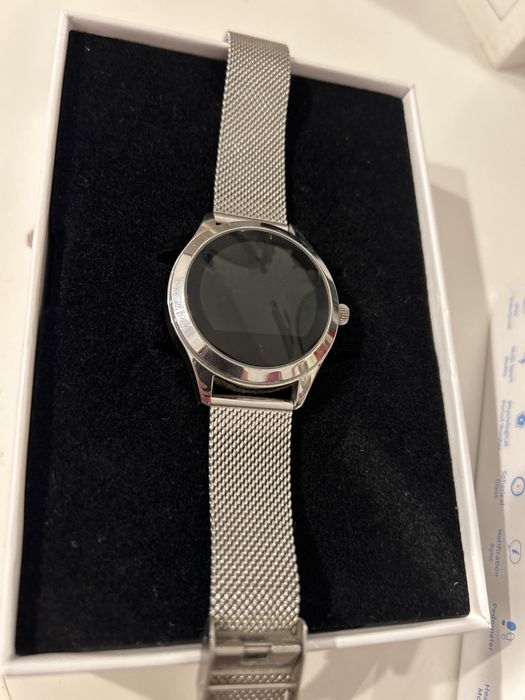 Smart watch silver