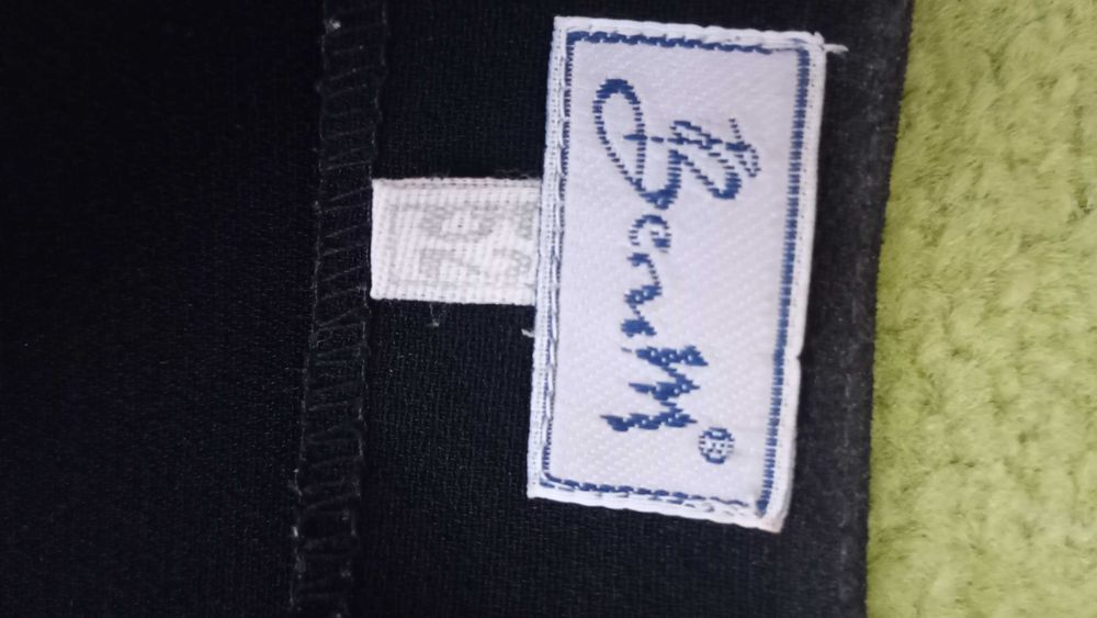 Елегантно дамскo палто N M и ежедневно  сакo N 40