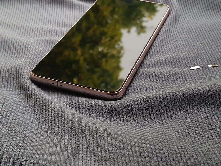 Samsung S21  256gb Argnal