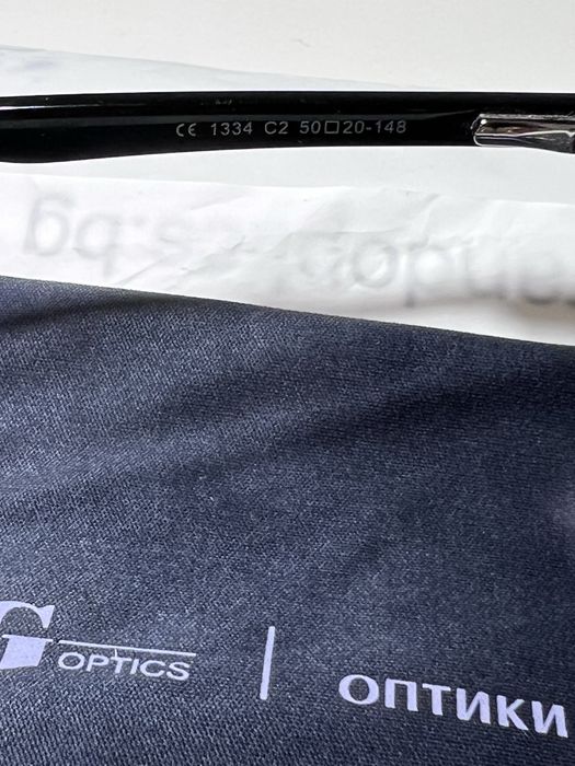 Очила за компютър против синя светлина