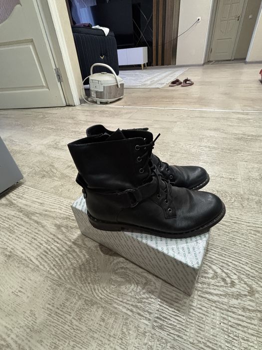 Осень весна                   кожанные