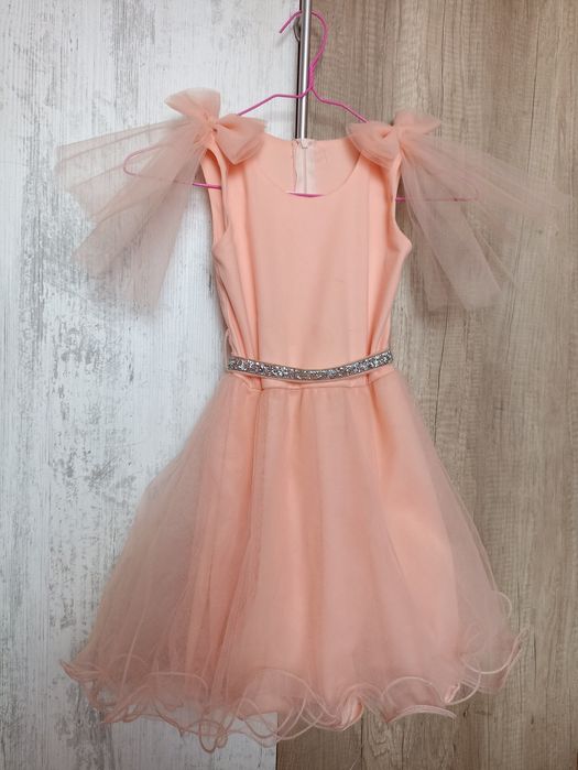 Официална детска рокля цвят праскова