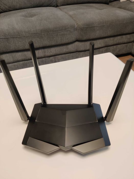 Router Wireless Gigabit TENDA AC10, Dual-Band, 300 + 867 Mbps, negru