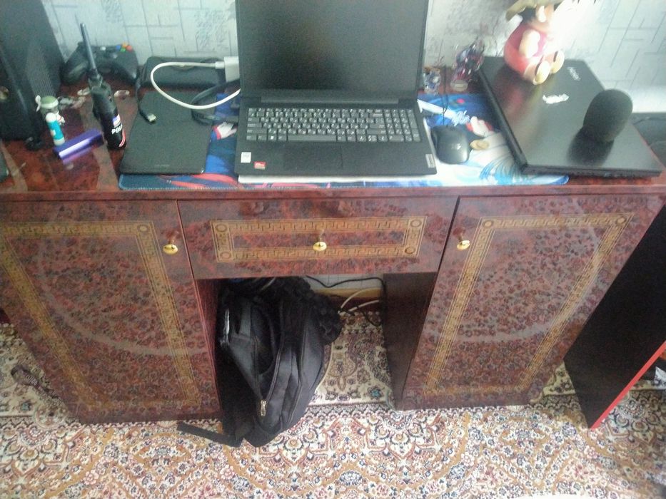 Продаю стол турецкого качества