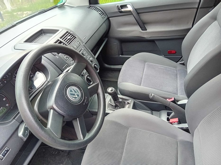 Vând Volkswagen Polo 1.2 Benzină