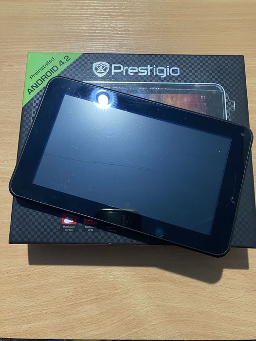 Продам два планшета