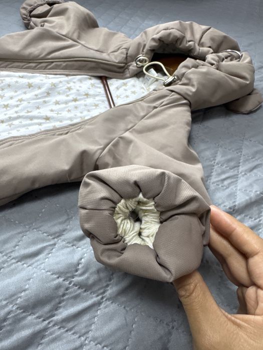 Продам демисезонный комбинезон