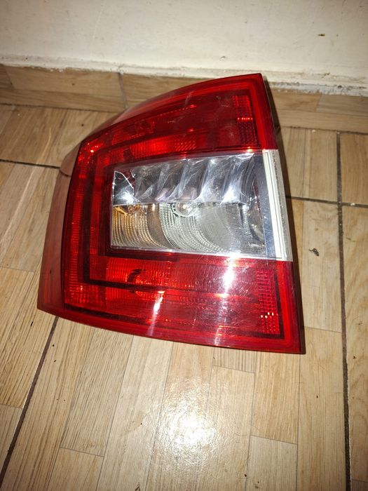 stop oglinda far skoda octavia 3 break