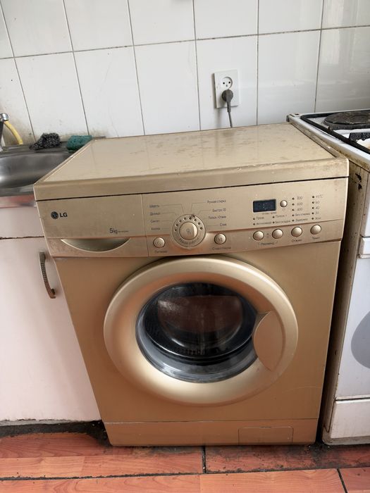 Продам срочно стиральную машину!