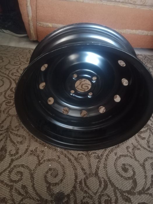 Продам диски на 15