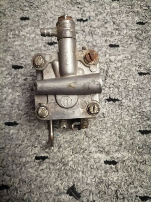 КАРБЮРАТОР для бензопила урал
