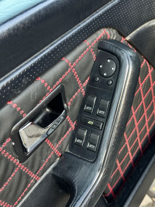 Audi 80 B4 автомат 1995