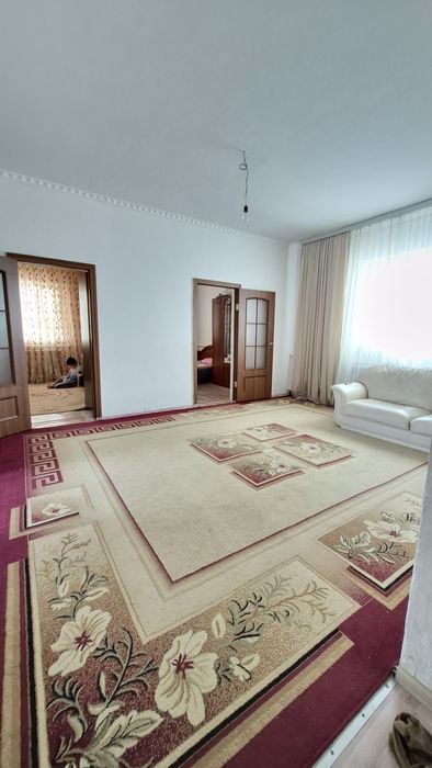 Батыр ауылынан үлкен үй сатылады.