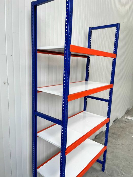 Метални стелажи за склад на 4 нива
