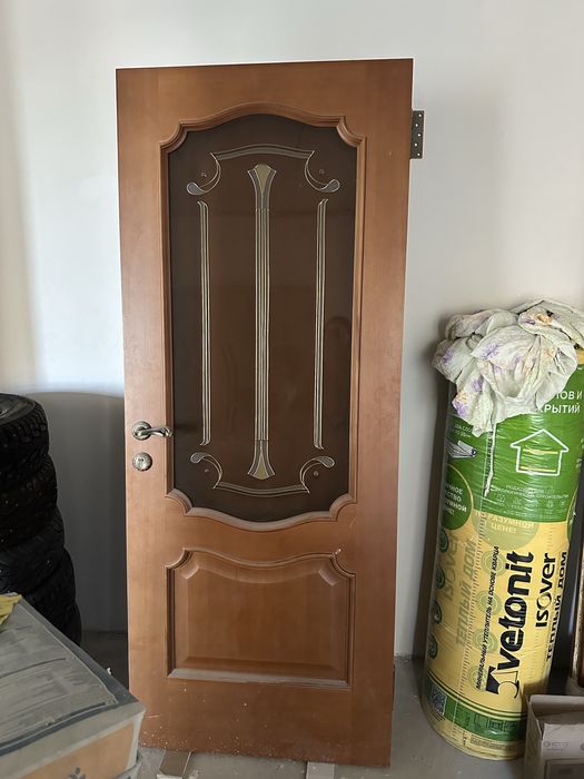 Продаются двери дерево