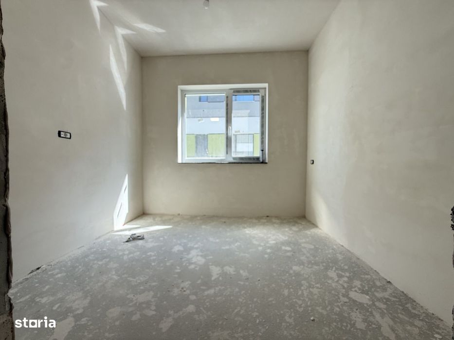 Apartament cu 2 camere, decomandat, 55 mp utili + balcon - Giroc