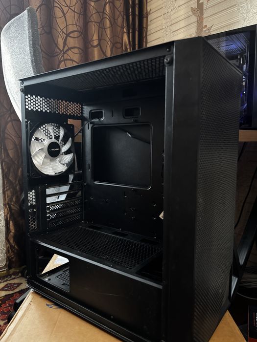 Pc cooler C3 B310 + 4 Кулера Deepcool