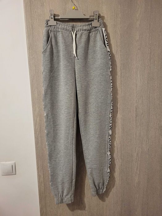 Pantaloni sport damă