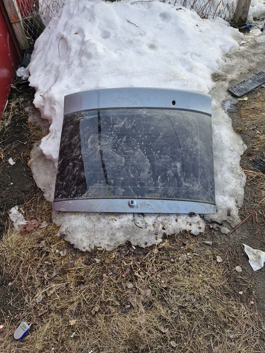 Крышка богажника от приоры хэтчбэк