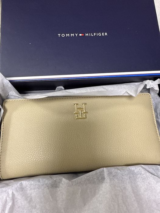 Портфейл Tommi Hilfiger