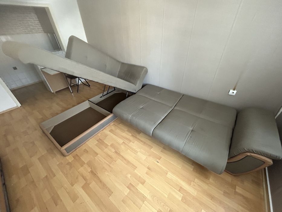 Ъглов разтегателен диван