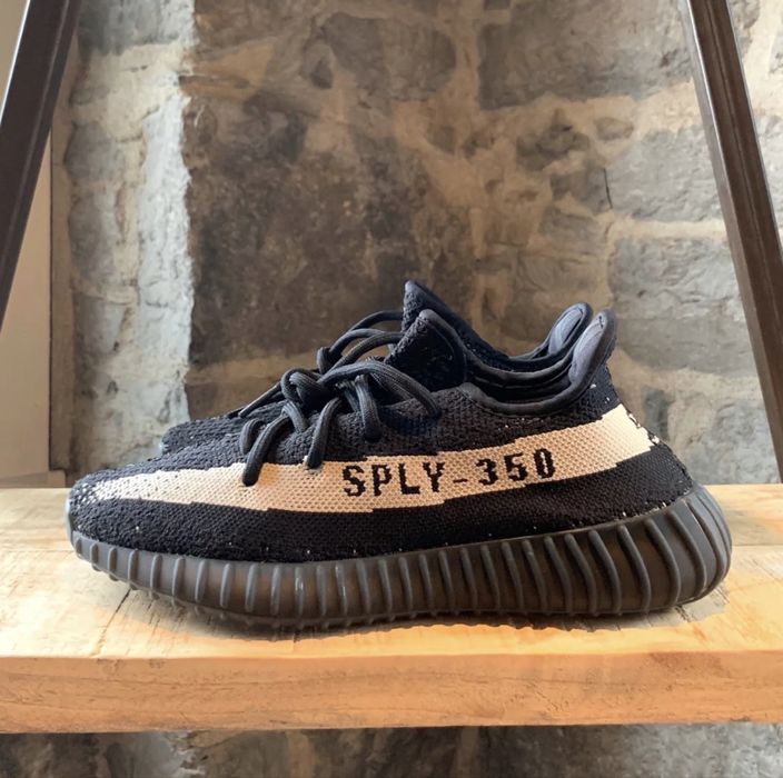 Налични Adidas Yeezy 350 мъжки обувки