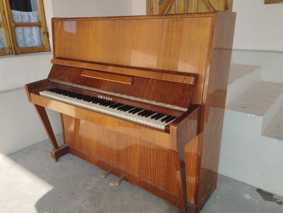 Oktaba Pionina Rassiyada ishlab chiqarilgan