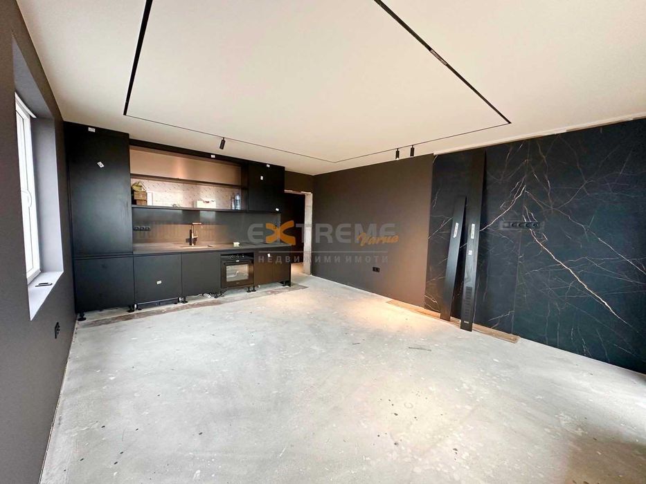 Продава се Тристаен апартамент в Варна, Централна поща - 118 кв.м за 3135 €/кв.м - Снимка #3