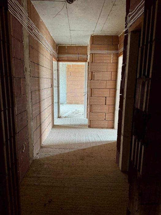 Продава се Тристаен апартамент в Велико Търново, Бузлуджа - 100 кв.м за 1185 €/кв.м - Снимка #5