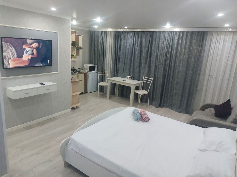 1 комнатные вип квартиры на Революции