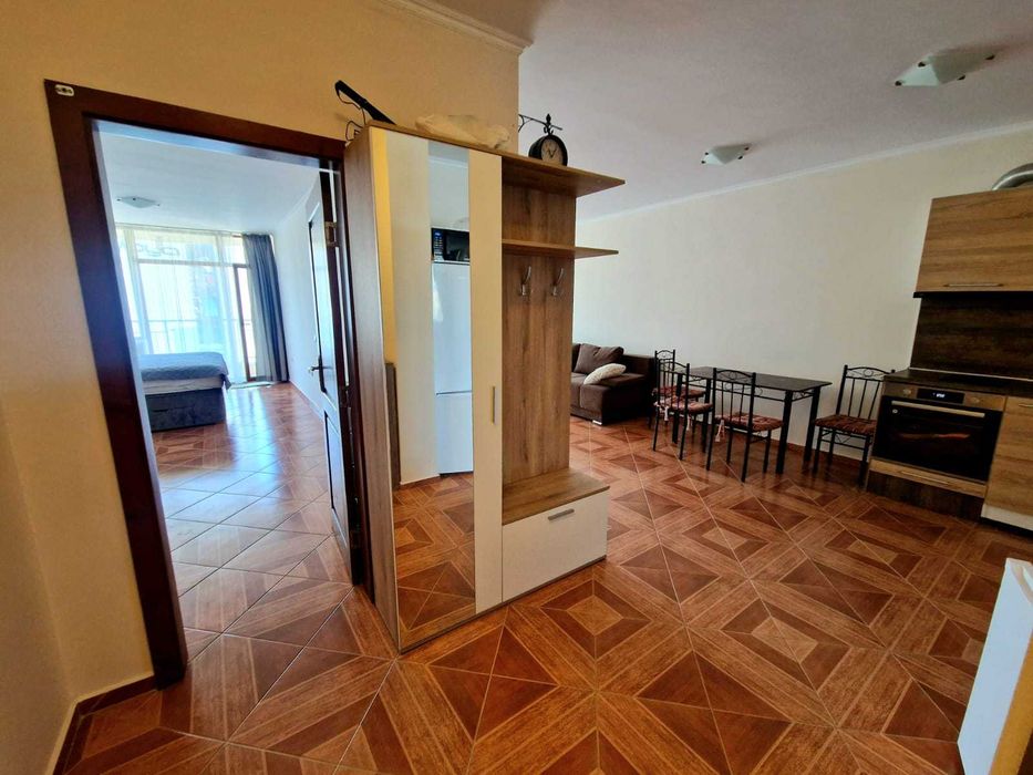 Продава се Двустаен апартамент в Свети Влас - 93 кв.м за 796 €/кв.м - Снимка #1
