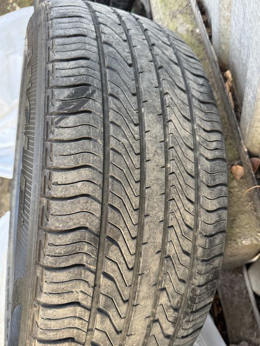 Продам резину летнию