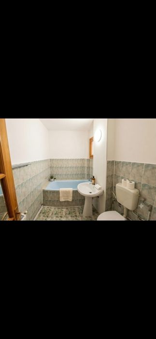 Apartament 3 camere 2 bai 70mp