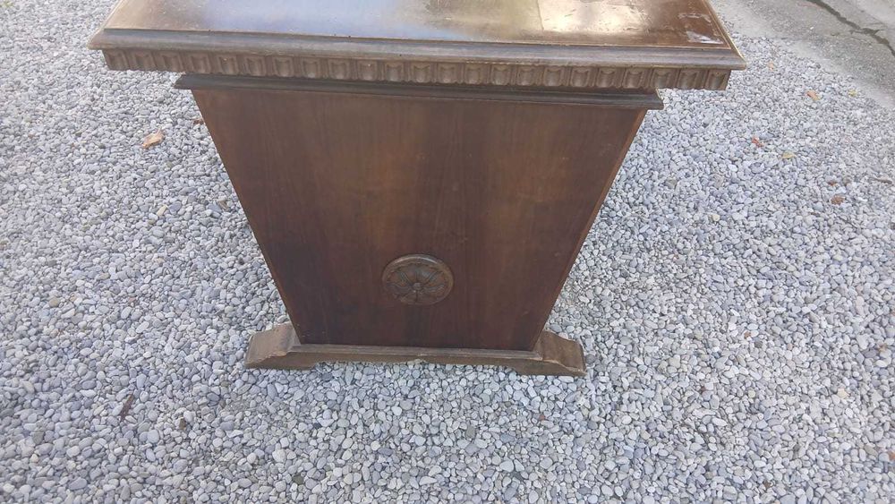 Birouri ani 60 - 70