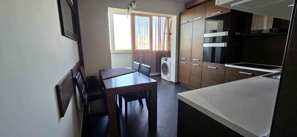 Дава се под наем Двустаен апартамент в София, Младост 4 - 69 кв.м за 700 € - Снимка #4