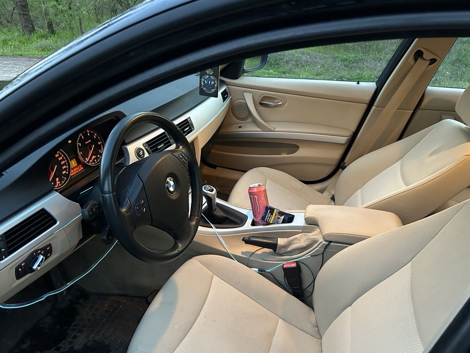 Bmw E90 320i Facelift